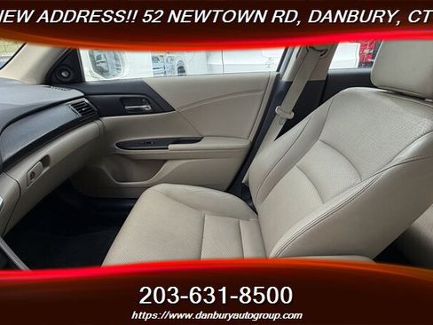 Used 2014 Honda Accord Touring image 15