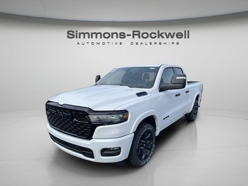 Used 2025 RAM 1500 Big Horn AWD/4WD image 1