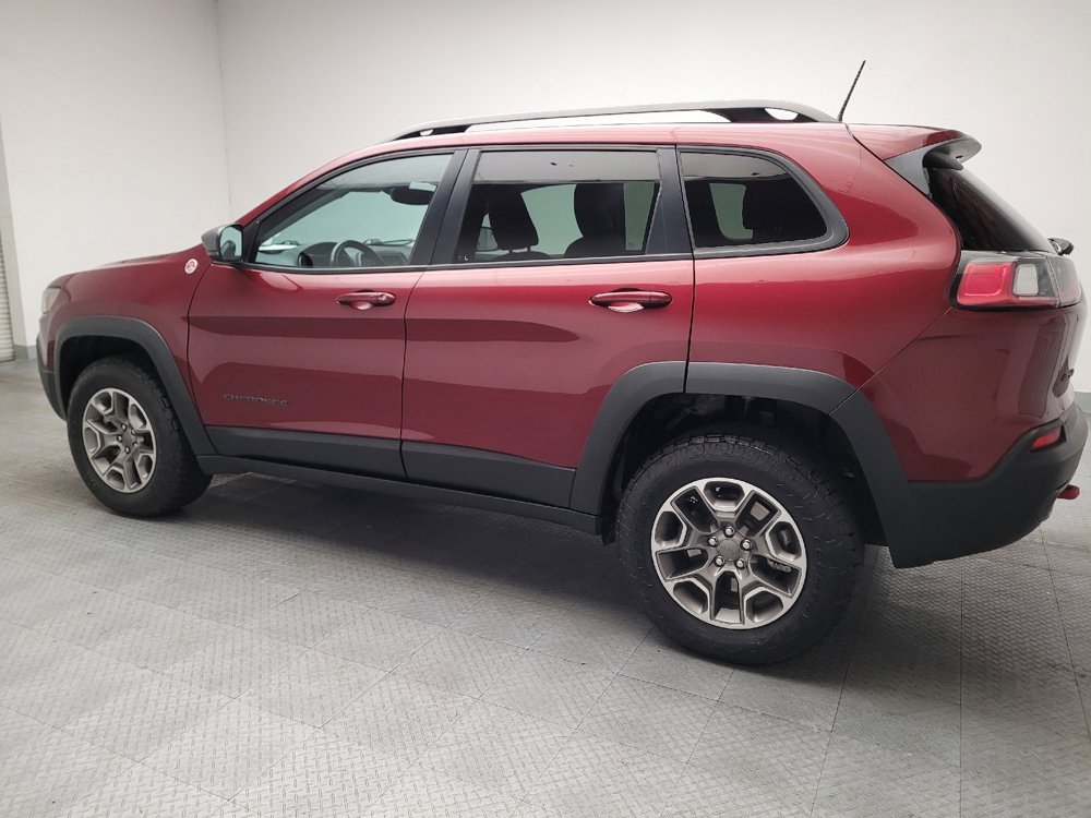 Used 2021 Jeep Cherokee Trailhawk w/ Comfort/Convenience Group AWD/4WD image 3