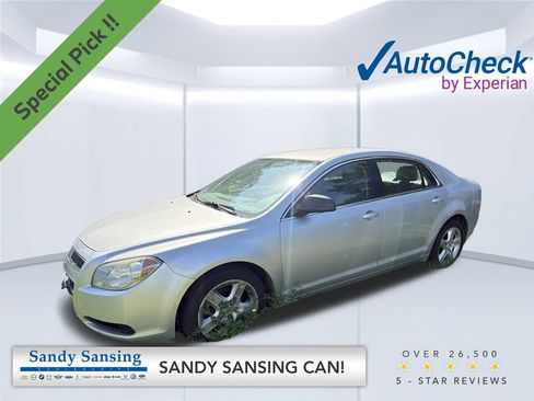Used 2011 Chevrolet Malibu LS FWD image 1