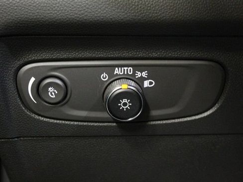 Certified 2023 Buick Envision Essence AWD/4WD image 21