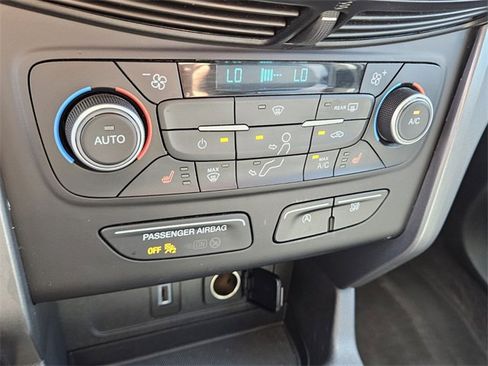 Used 2019 Ford Escape SEL image 20