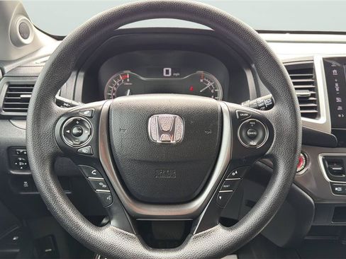 Used 2018 Honda Pilot EX image 24