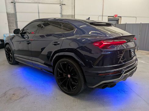 Used 2020 Lamborghini Urus AWD/4WD image 7
