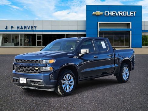 Certified 2020 Chevrolet Silverado 1500 Custom w/ Custom Value Package image 3