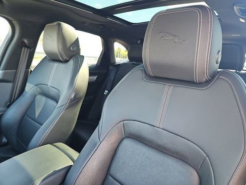 Used 2024 Jaguar F-PACE R-Dynamic S AWD/4WD image 17