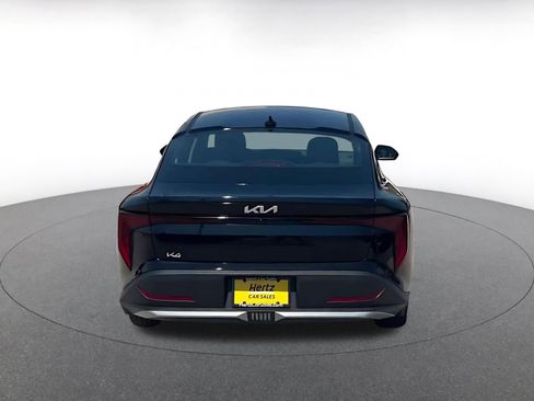 Used 2025 Kia K4 FWD image 12