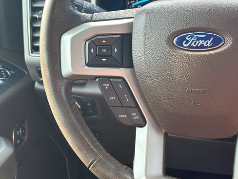 Used 2018 Ford F150 King Ranch w/ Equipment Group 601A Luxury AWD/4WD image 16