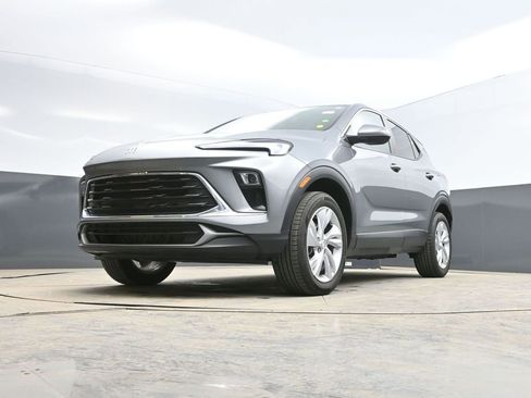 Used 2025 Buick Encore GX Preferred image 31