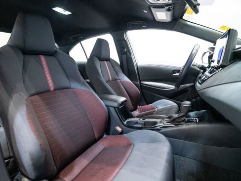 Used 2023 Toyota Corolla SE image 15