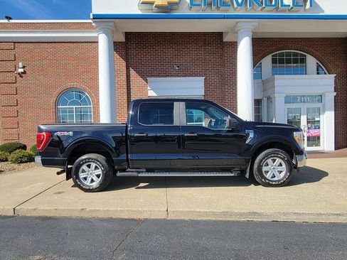 Used 2021 Ford F150 XLT image 4