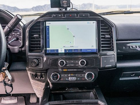 Used 2022 Ford F550 4x4 Crew Cab Super Duty image 42