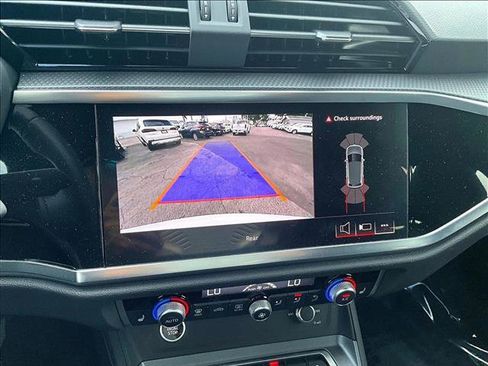 Used 2025 Audi Q3 2.0T Premium w/ Convenience Package image 23