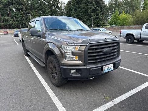 Used 2016 Ford F150 XLT w/ Equipment Group 302A Luxury AWD/4WD image 2