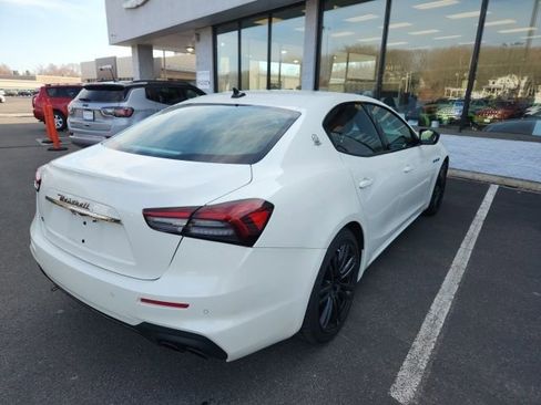 Used 2021 Maserati Ghibli S image 5