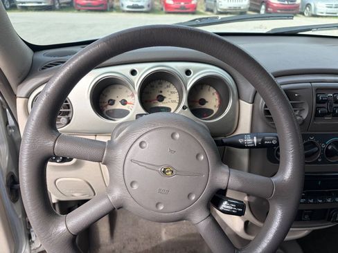 Used 2002 Chrysler PT Cruiser Touring FWD image 15