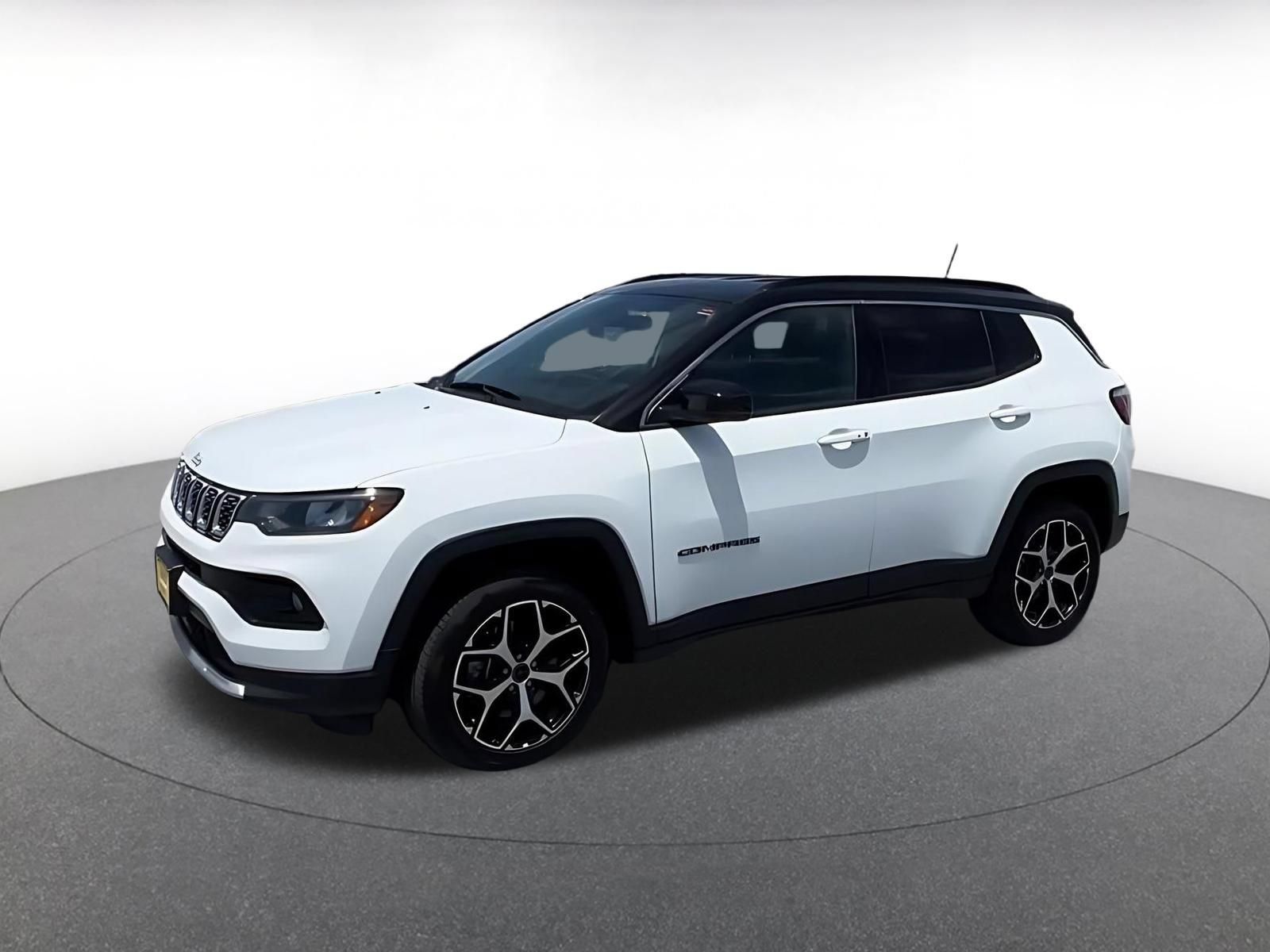 Used 2025 Jeep Compass Limited AWD/4WD image 7