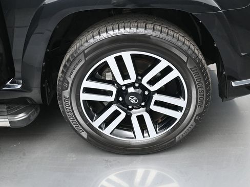 Certified 2022 Toyota 4Runner Limited AWD/4WD image 39