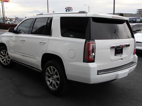 Used 2016 GMC Yukon Denali w/ Open Road Package image 5