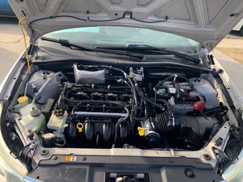 Used 2009 Ford Focus SE image 21