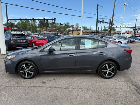 Used 2022 Subaru Impreza 2.0i Premium AWD/4WD image 5