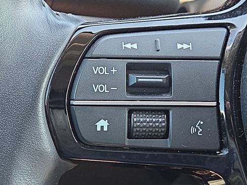 Used 2025 Honda HR-V EX-L image 20