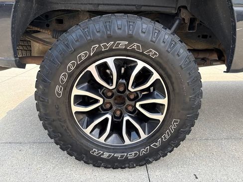 Used 2015 Ford F150 XLT w/ Equipment Group 302A Luxury AWD/4WD image 50
