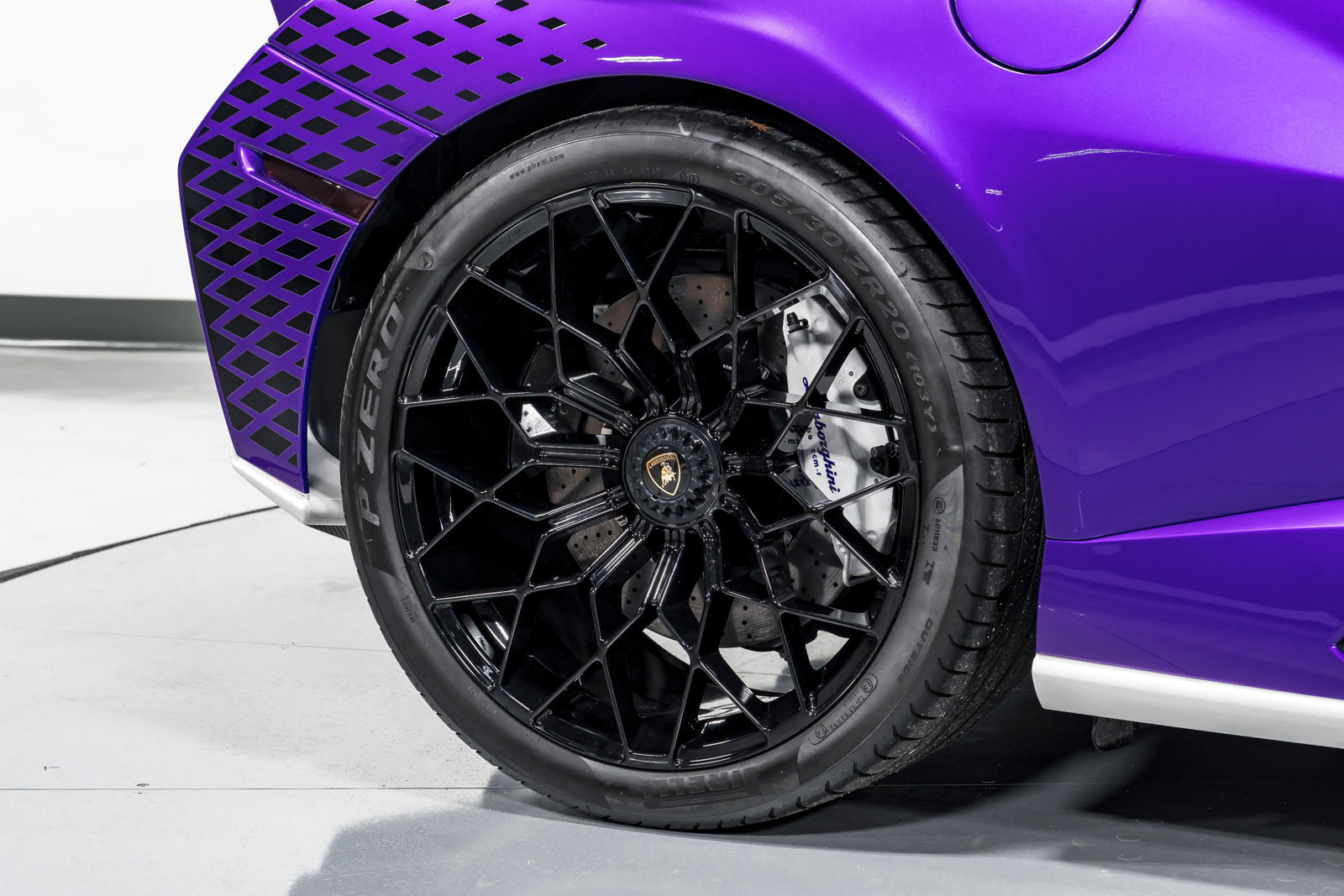 Used 2023 Lamborghini Huracan STO RWD image 51