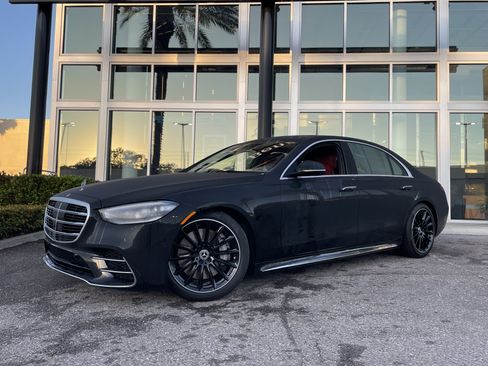 New 2026 Mercedes-Benz S 580 4MATIC Sedan image 2
