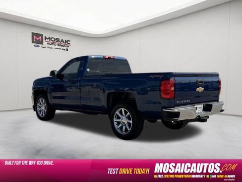 Used 2017 Chevrolet Silverado 1500 W/T w/ Chrome Bumper Package AWD/4WD image 5