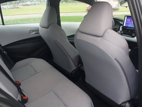 Certified 2025 Toyota Corolla SE w/ SE Premium Package FWD image 22