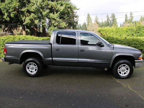 Used 2004 Dodge Dakota SLT w/ Deluxe Convenience Group image 13