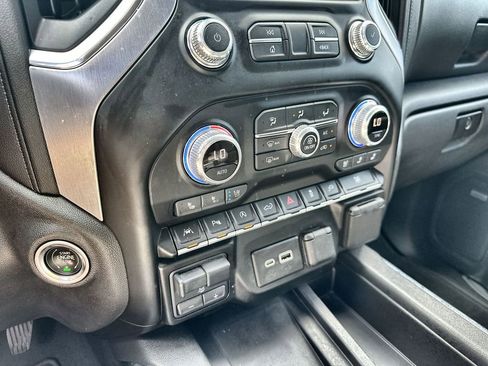 Used 2021 GMC Sierra 1500 SLT RWD image 27