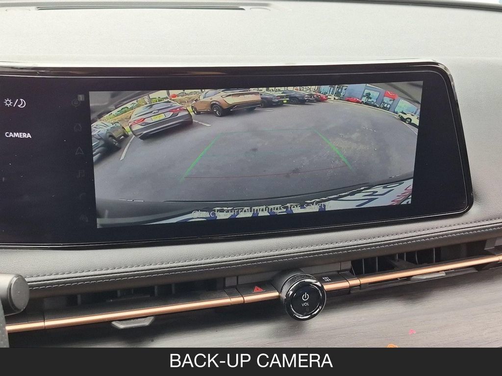 Used 2023 Nissan Ariya FWD image 22