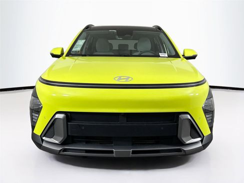 Used 2024 Hyundai Kona Limited FWD image 9