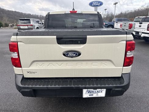 Certified 2025 Ford Maverick XL w/ Equipment Group 102A image 5