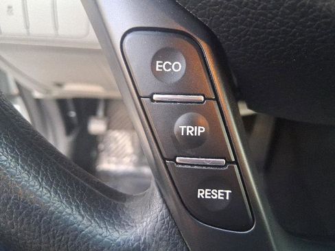 Used 2012 Kia Optima LX image 30