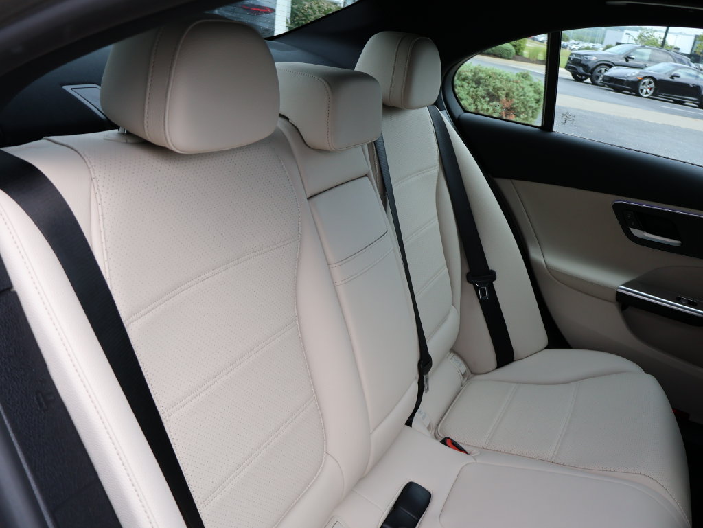 Certified 2023 Mercedes-Benz C 300 4MATIC Sedan image 34