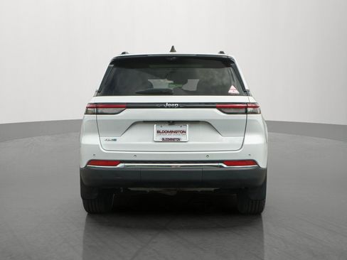 Used 2022 Jeep Grand Cherokee Limited 4xe w/ Luxury Tech Group II AWD/4WD image 6