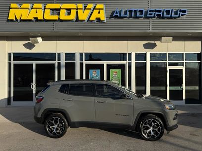 Used 2024 Jeep Compass Latitude