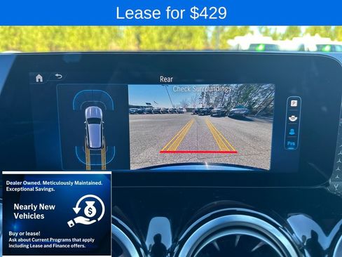 Used 2025 Mercedes-Benz GLB 250 4MATIC image 10