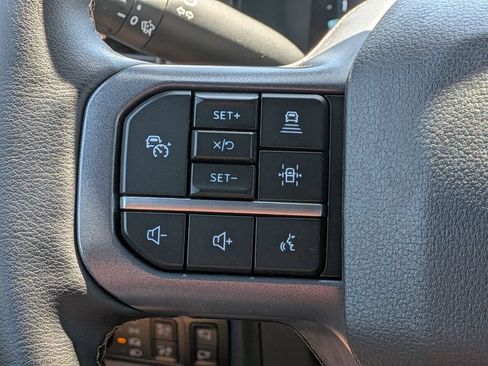 Used 2025 Ford F150 Lariat w/ Equipment Group 502A High AWD/4WD image 13