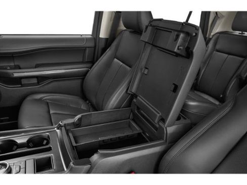 Used 2022 Ford Expedition XLT AWD/4WD image 16