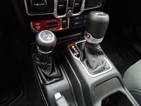 Used 2025 Jeep Wrangler Unlimited Sport S 4xe AWD/4WD image 14