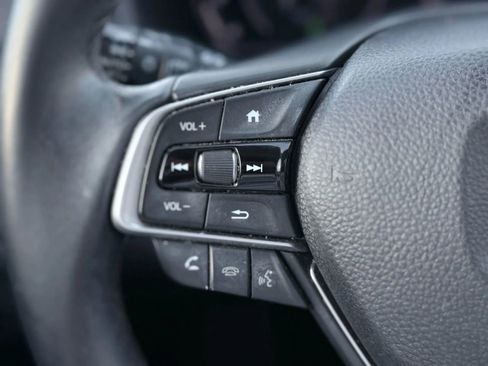 Used 2018 Honda Accord EX-L image 18