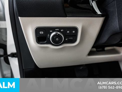 Used 2024 Mercedes-Benz GLA 250 image 32