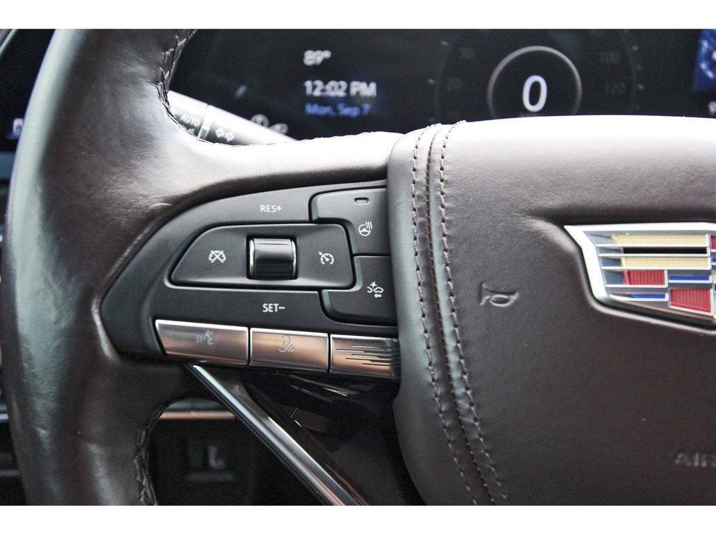 Used 2023 Cadillac Escalade Sport Platinum AWD/4WD image 16