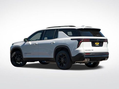 New 2026 Chevrolet Traverse LT w/ Midnight/Sport Edition AWD/4WD image 7