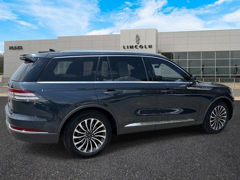 Certified 2023 Lincoln Aviator Reserve RWD image 3