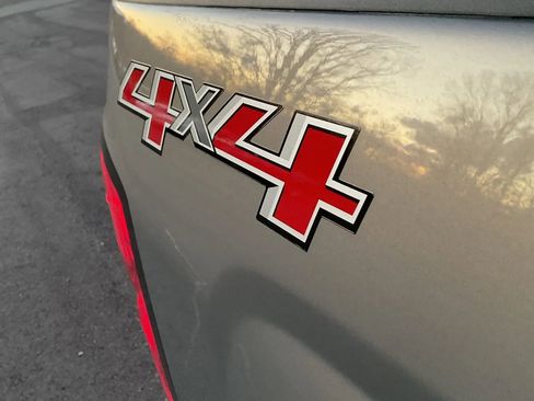 Used 2017 Chevrolet Silverado 1500 LT w/ All Star Edition image 21